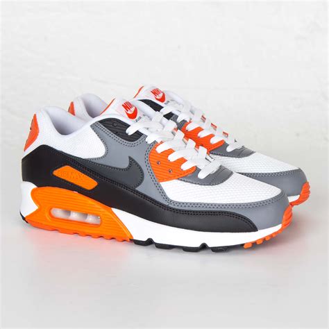 nike air max 90 sneakers.